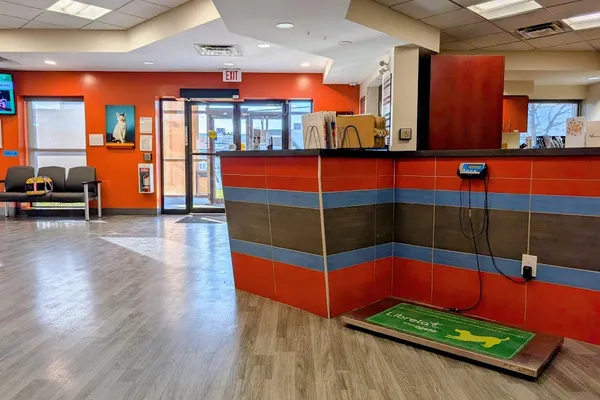 VCA Canada Toronto Veterinary Emergency Hospital