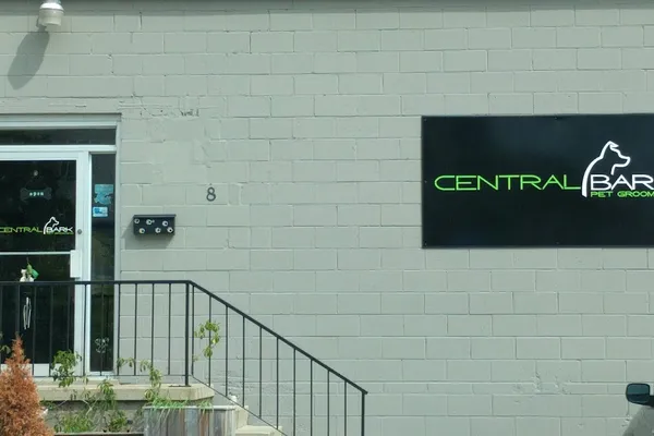 Central Bark Pet Grooming Salon