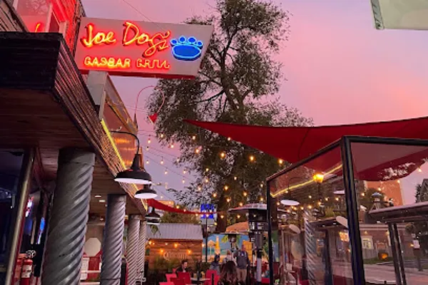 Joe Dog's Gasbar Grill