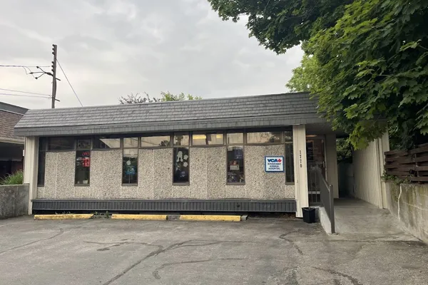 VCA Canada Kingsway Animal Hospital