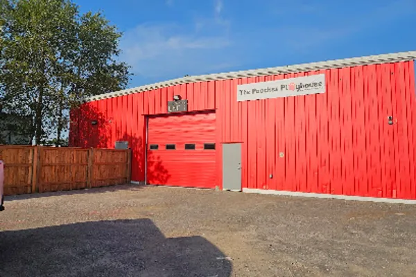 The Pooches Playhouse Oshawa